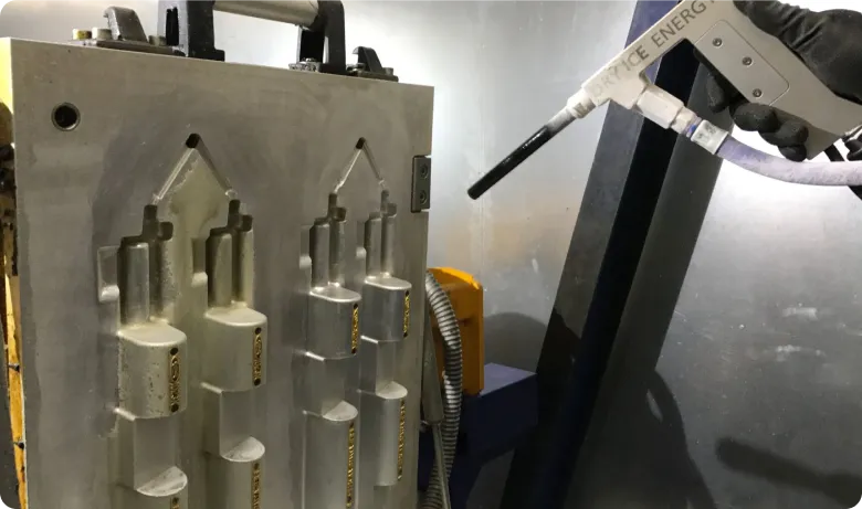 Instandhaltung & Maintenance